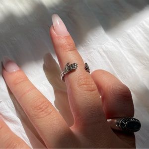 VERAMEAT Skeleton Thumbs Up adjustable ring